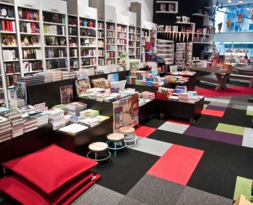 Kleurige tapijttegels Manschot boekhandel