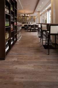 project floors in restaurant